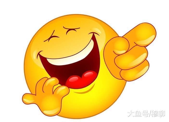 胖男子便签下合约